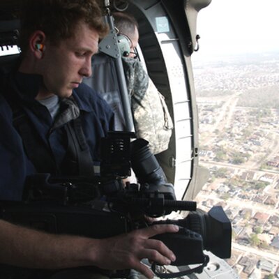 Profile Picture of David Leonard (@davidleonardtv) on Twitter