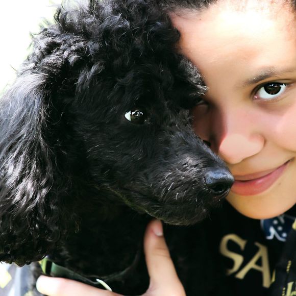 Profile Picture of Jean Adams (@jeansdams) on Poshmark