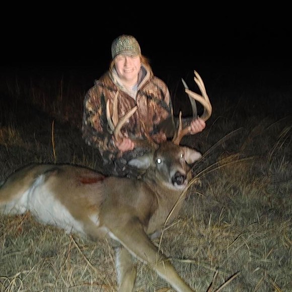 Payton Sholander - Poshmark Profile Picture of Payton Sholander (@paytonsholander) on Poshmark