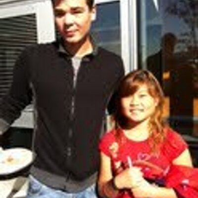 Profile Picture of Katelynn lee (@iluvneuvy) on Twitter