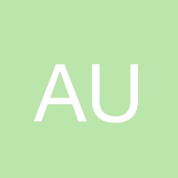 Profile Picture of Alexandra Urso (@urs4822) on Poshmark