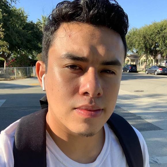 Profile Picture of Luis Ménjivar (@louisfer) on Poshmark