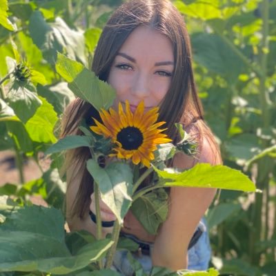 Profile Picture of Sarah Tweedy (@sarahetweedy) on Twitter