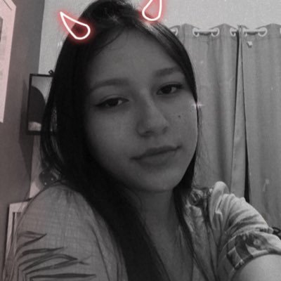 Profile Picture of Jułiane🍁 (@dr_julianee) on Twitter