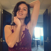 Profile Picture of Shae Summers (@theshaesummers) on Youtube