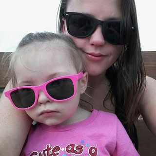 Profile Picture of Crystal Suttle (@ilovemyhd87) on Instagram