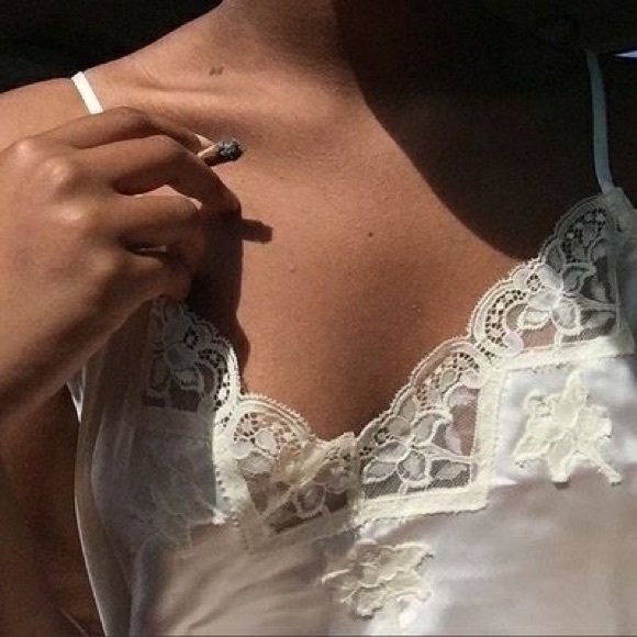 Profile Picture of Alexis Belliveau (@alexisbelliveau) on Poshmark