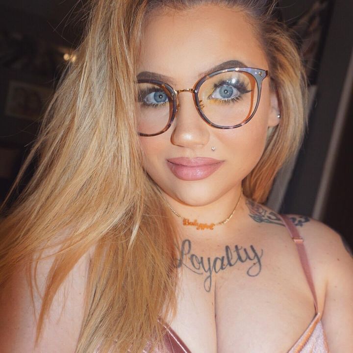 Profile Picture of MandyMurder (@mandycrenshaw) on Tiktok