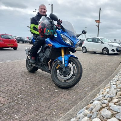 Profile Picture of Simon Woods (@simonawoods) on Twitter