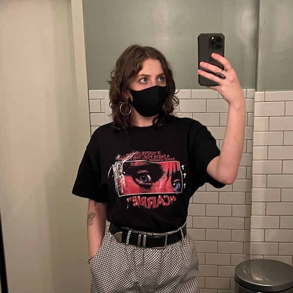 Micaela Lapeer - Poshmark Profile Picture of Micaela Lapeer (@simb0t) on Poshmark