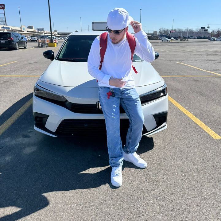 Profile Picture of Crispo_3X (@crispo_3x) on Tiktok