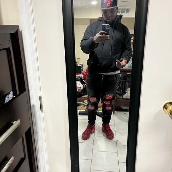 Profile Picture of Jean baptiste Richardson (@mino97) on Poshmark