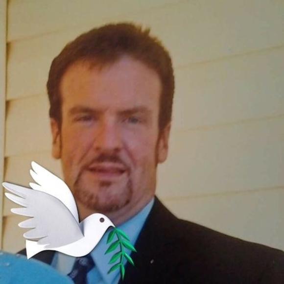 Profile Picture of Christopher Mowery (@mowery_chris) on Poshmark