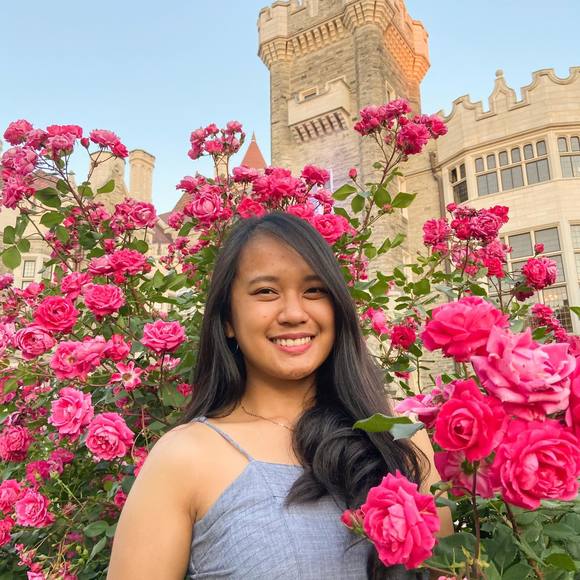 Profile Picture of Catherine Mercader (@iamkyasarin) on Poshmark