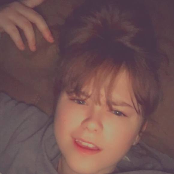 Profile Picture of Bethany Derhammer (@bderhammer) on Poshmark