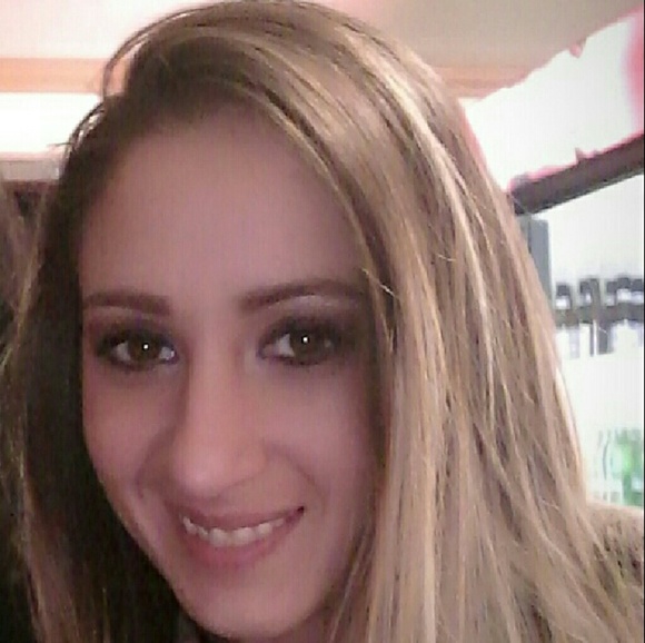 Profile Picture of Samanta Secic (@samants) on Poshmark