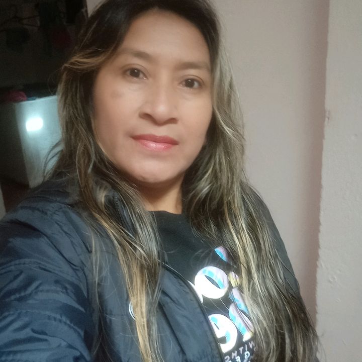Profile Picture of Betsy Claudia (@claudiafince6) on Tiktok