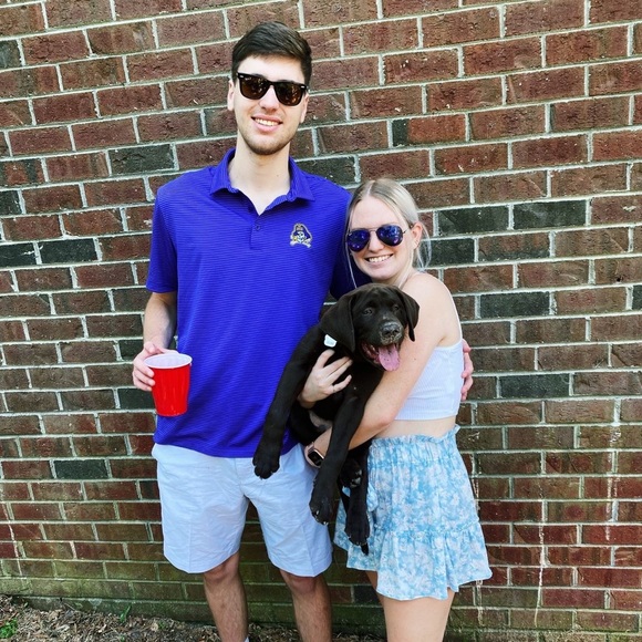 Profile Picture of Alexa Tilden (@alexatilden) on Poshmark