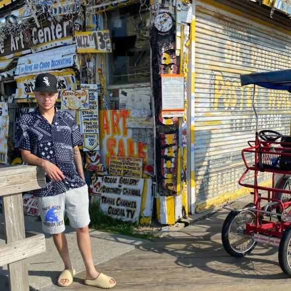 Profile Picture of Raymond Seda (@raymoondoe) on Poshmark