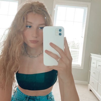 Profile Picture of MagZ (@maggiesaylor) on Twitter