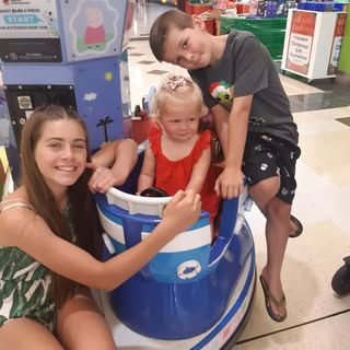 Profile Picture of Lisa Jones (@lisa_boop) on Instagram