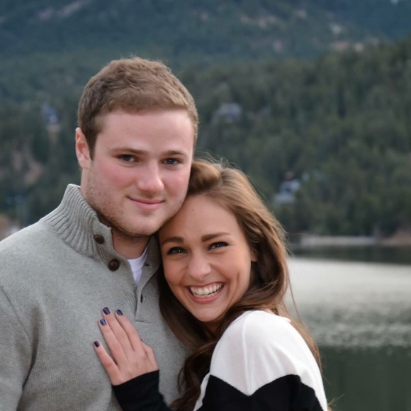 Profile Picture of Cassandra Mcgee (@cassanater) on Poshmark