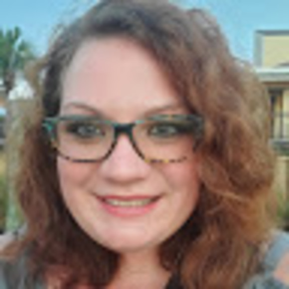 Profile Picture of Jessica Motes (@jessica_motes) on Poshmark