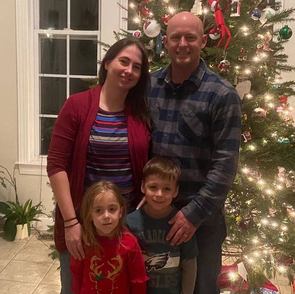 Profile Picture of Jenna Burr (@jennamfl) on Poshmark