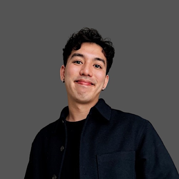 Profile Picture of Casey Nguyen (@y3sacnguyen) on Poshmark