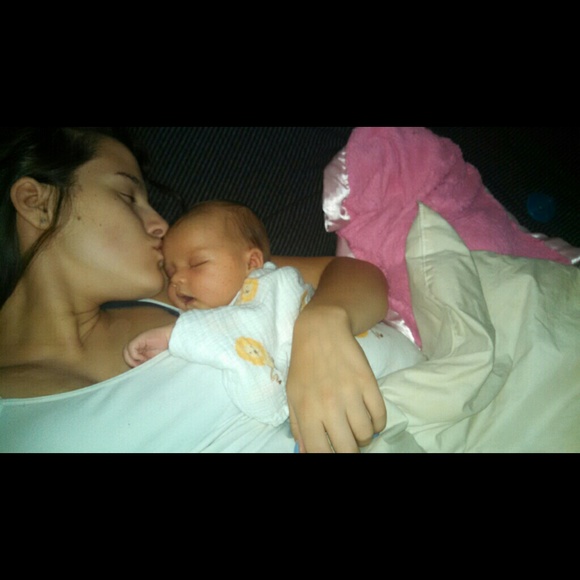 Profile Picture of Kayla Seals (@orangleowl94) on Poshmark