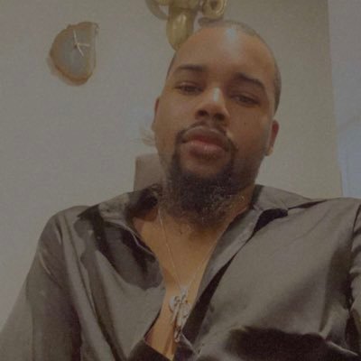 Profile Picture of Cognac King (@DeeMorgan__) on Twitter