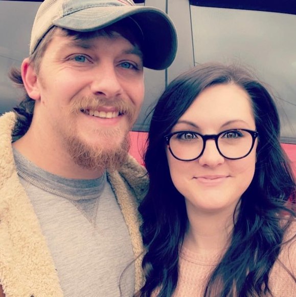 Profile Picture of Brandy Waid (@b_waid) on Poshmark