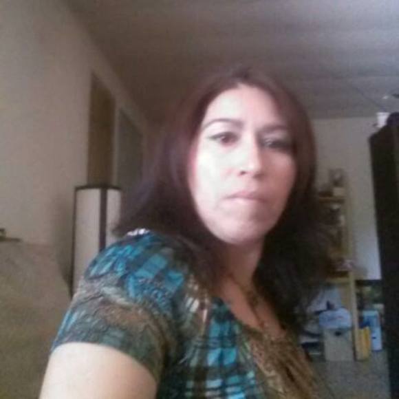 Profile Picture of Isabel Zamora (@isabelzamora13) on Poshmark