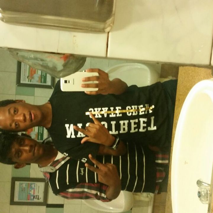 Profile Picture of Dustin Huber (@dustinhuber) on Tiktok