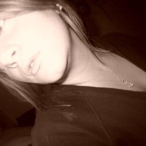 Profile Picture of Kate Pierce (@katepierce) on Myspace