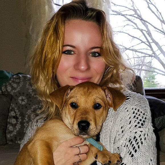 Desy Meijer - Poshmark Profile Picture of Desy Meijer (@desy0326) on Poshmark