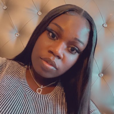 Profile Picture of The Devil Wears Prada (@__Queshaaa) on Twitter