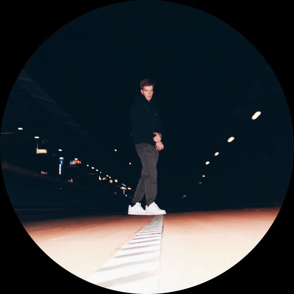 James Neville - Poshmark Profile Picture of James Neville (@catchjames) on Poshmark