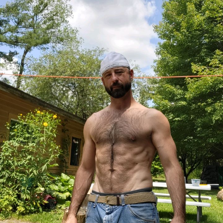 Profile Picture of WisJustin (@justinnicko8) on Tiktok
