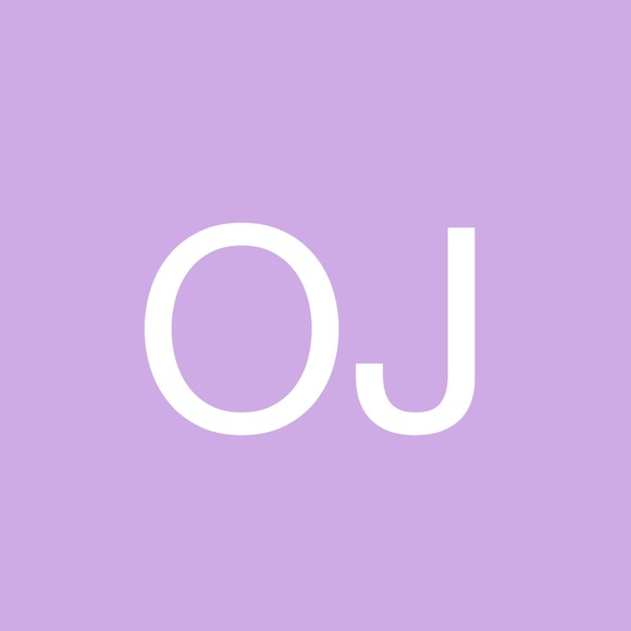 Profile Picture of Olivia-joy Jean francois (@oliviaabenasi) on Poshmark