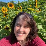 Profile Picture of Lauren Letourneau (@aprilmermaid0401) on Instagram