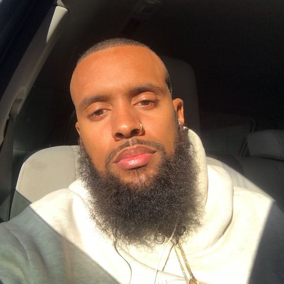 Profile Picture of Bryce Barnes (@brycebarnes215) on Poshmark