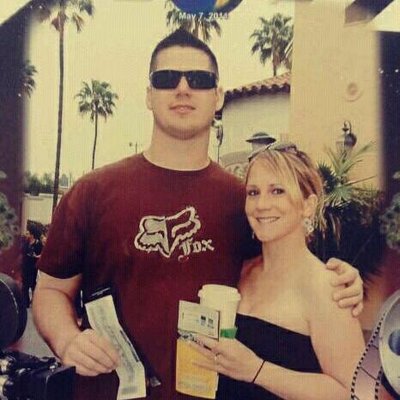 Profile Picture of Tori (@RobisonRae) on Twitter