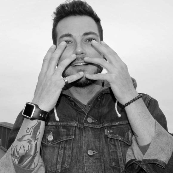 Profile Picture of Scott Whiteside (@pbritches) on Poshmark