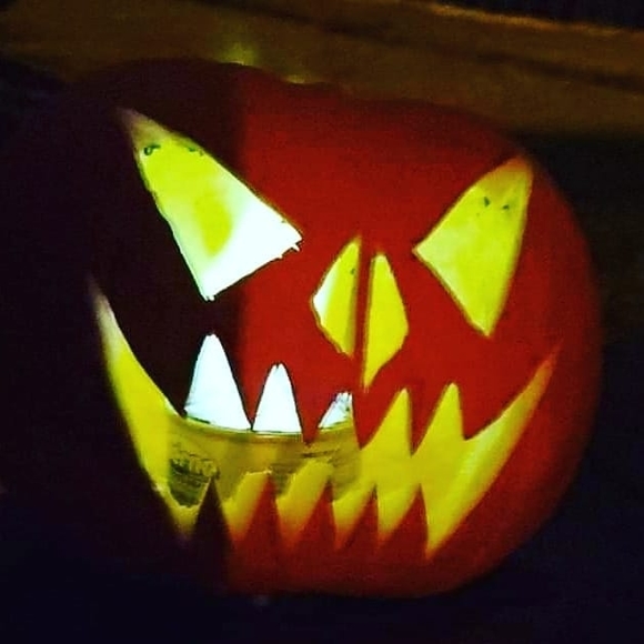 Profile Picture of Chip Decker (@chipdecker97) on Poshmark