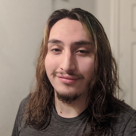 Profile Picture of David Leal (@davidleal108) on Poshmark