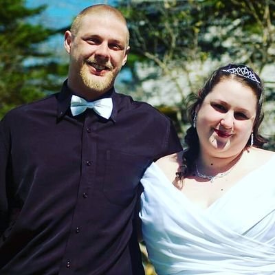 Profile Picture of Ashley Nicholson (@ashleigh_ruth89) on Twitter