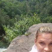 Profile Picture of Katherine Quinn (@katherinequinn6612) on Youtube