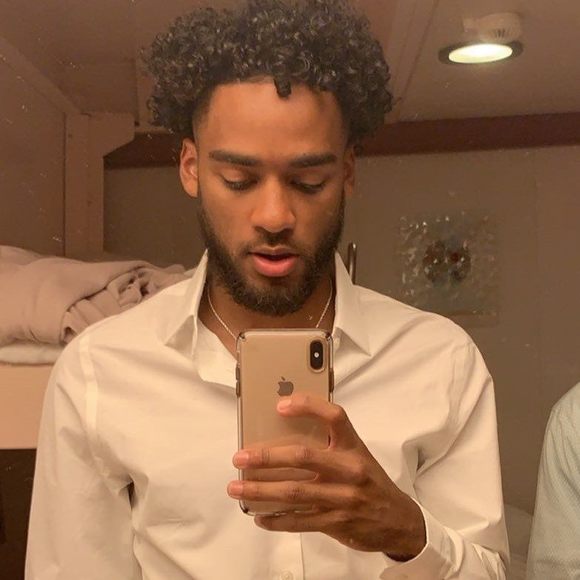 Profile Picture of Aaron Webb (@amwebb96) on Poshmark