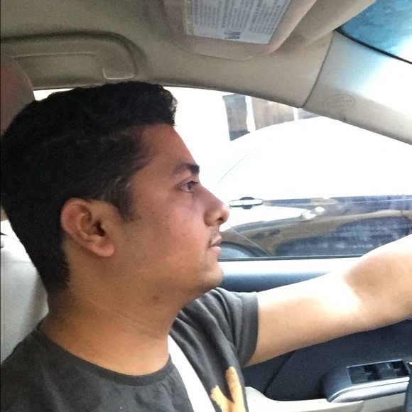 Profile Picture of Mohammed Alamin (@habillkabill) on Poshmark